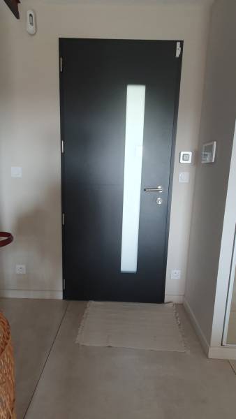 Porte d’entrée LYRA 72 posé par fenêtres et vérandas toulousaines
