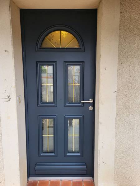 Porte d'entrée alu Frouzins