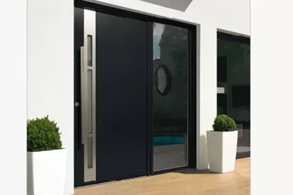 Porte d'entrée collection contemporaine de chez K-Line à Toulouse 